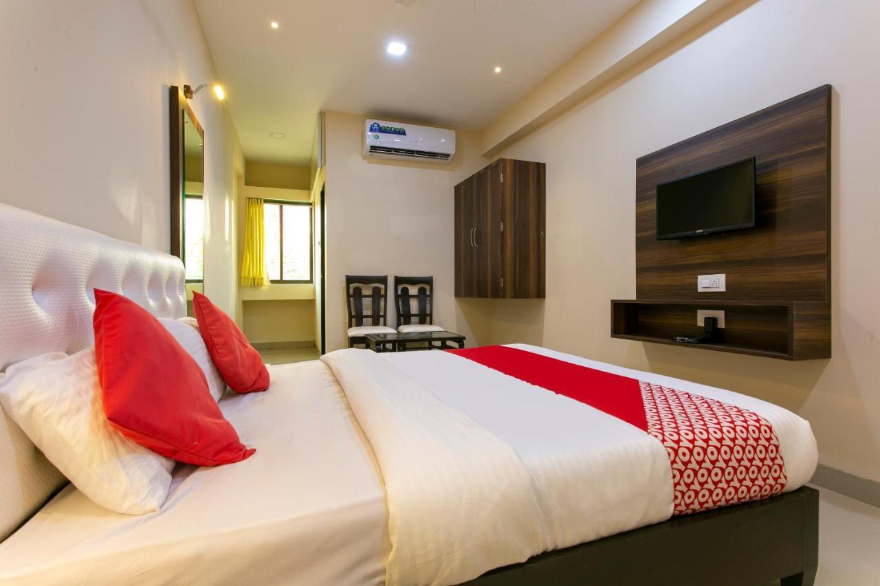 Oyo 62220 Hotel Stay Inn Kalyān Buitenkant foto